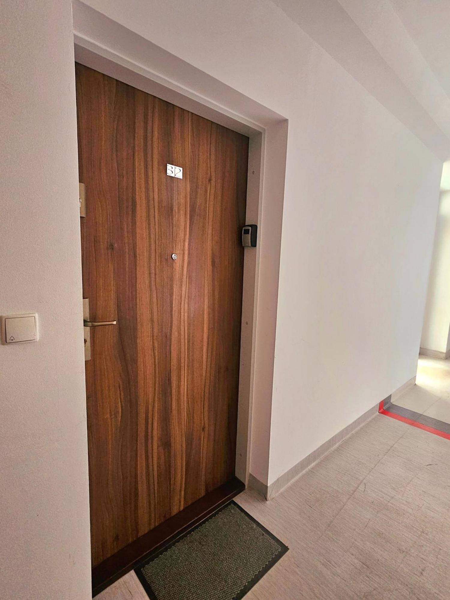 Apartament Kokpit Piła Buitenkant foto